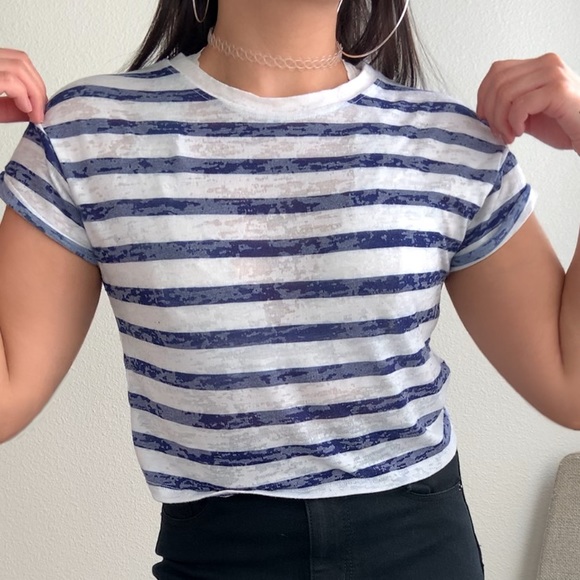 H&M divided striped cropped tee - Picture 2 of 4